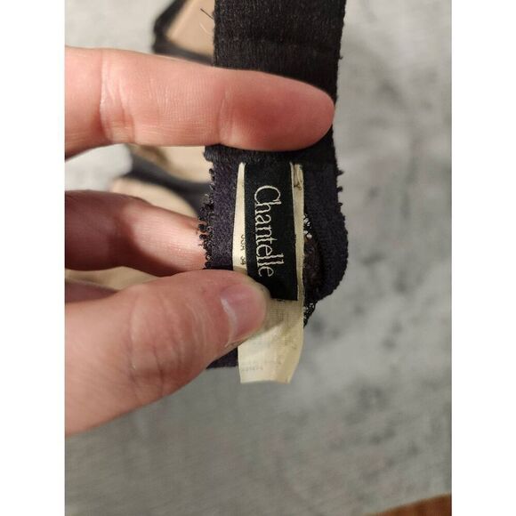 Chantelle size 34D Black Lace Push Up Bra - Picture 3 of 4